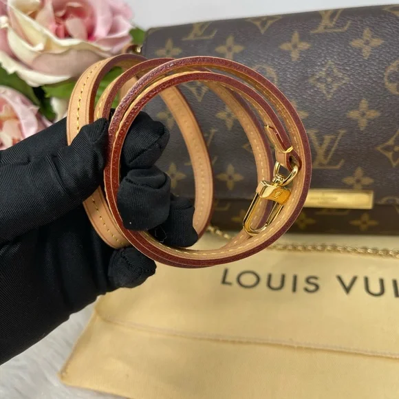 Louis Vuitton Favorite MM Monogram - Picture 4 of 14